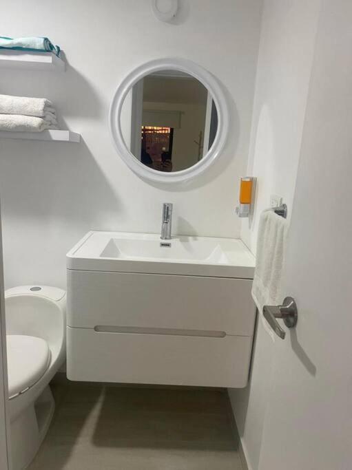 Hermoso Apartamento Recien Remodelado Zona Top San Andrés エクステリア 写真